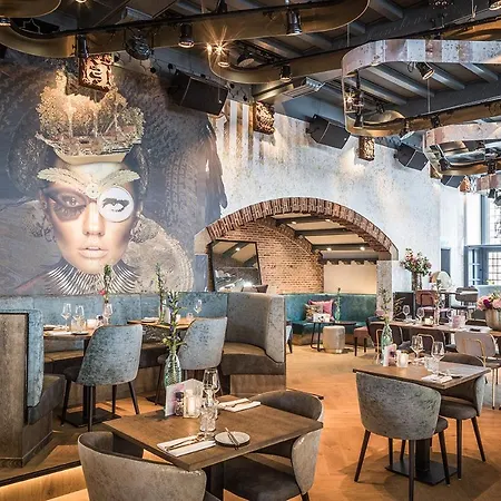 'T Goude Hooft Otel 4*